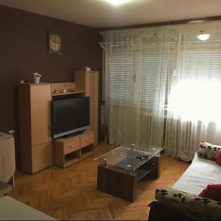 شقة Apartman Kastel *